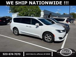 2017 Chrysler Pacifica Touring L Plus WE SHIP NATIONWIDE !!!